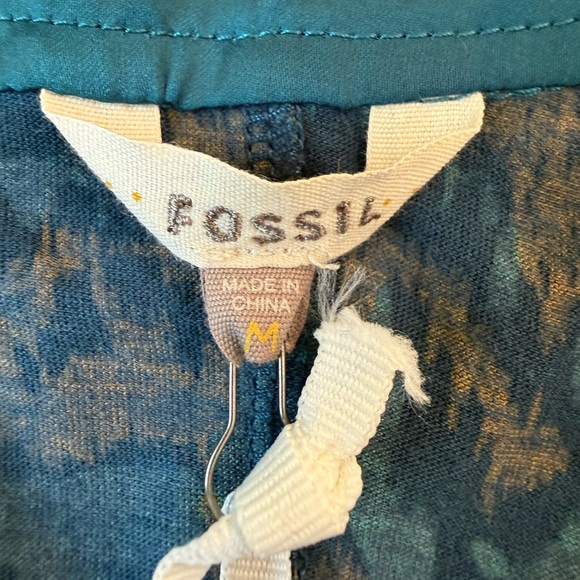 Fossil Floral Teal Floral Sleeveless Blouse - Picture 7 of 9